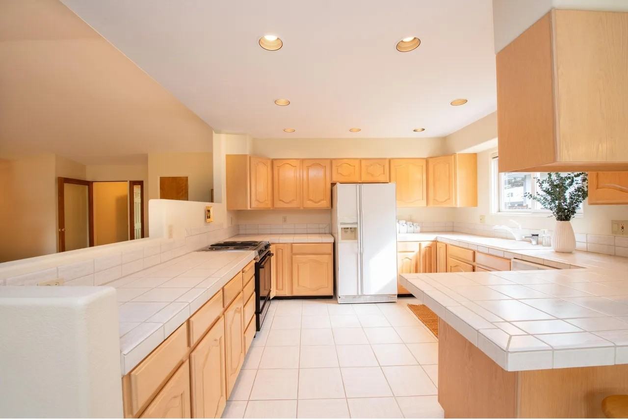 830 Buckskin Drive - Photo 2 of 22