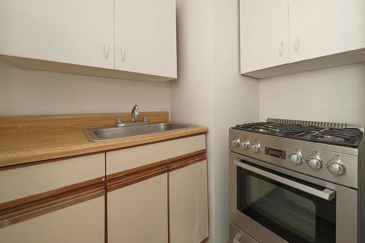 500 W End Ave - Photo 4 of 9