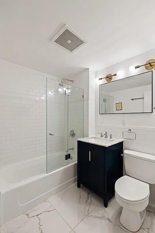 189 Avenue C - Photo 4 of 7