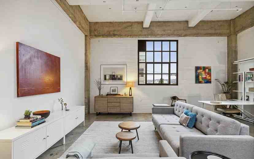 247 4Th St - Photo 5 of 11