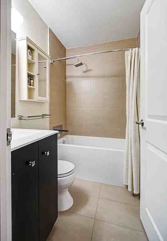 61 W 62Nd St - Photo 5 of 7