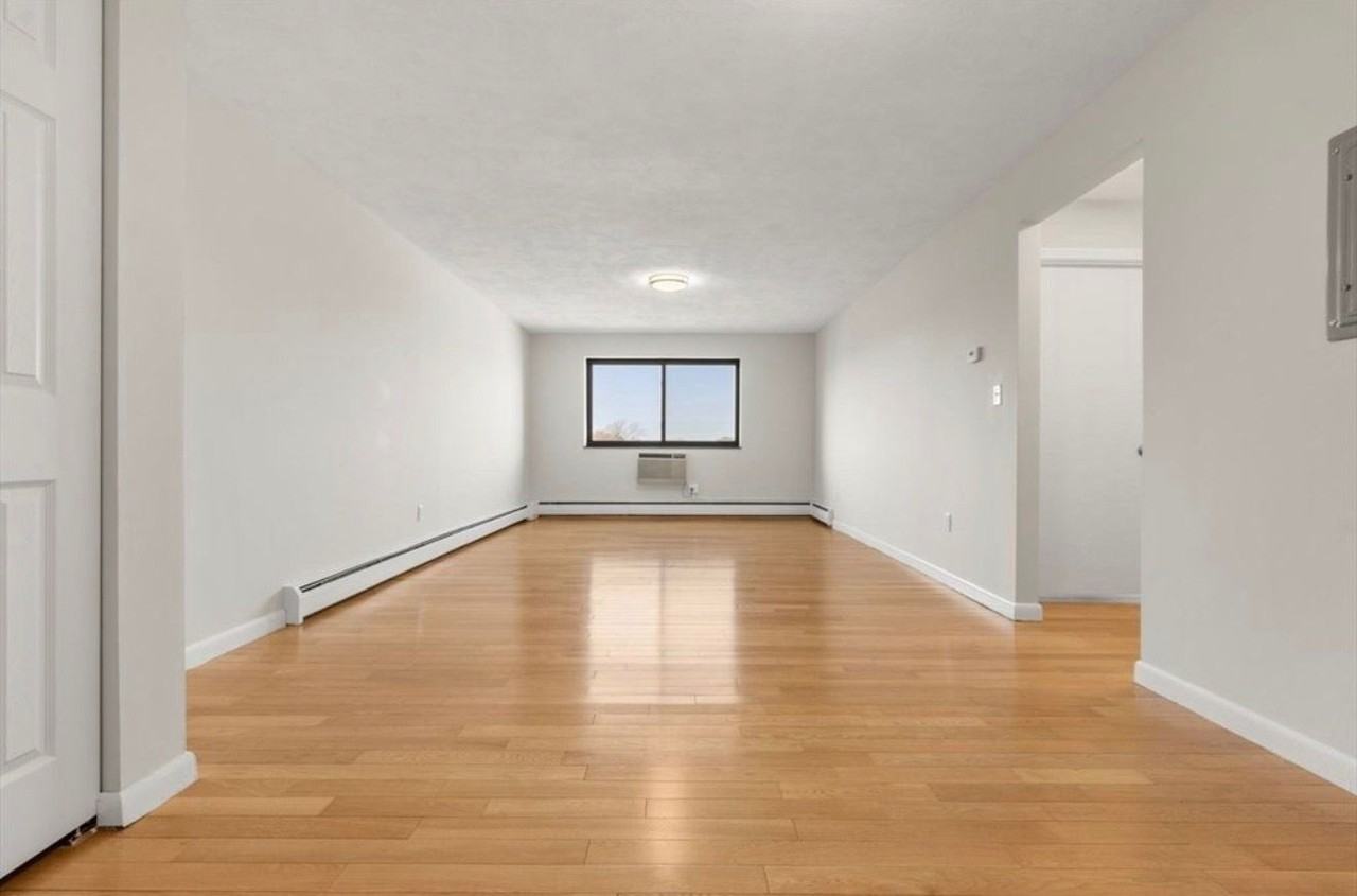 35 Glencoe Street #340 - Photo 2 of 9