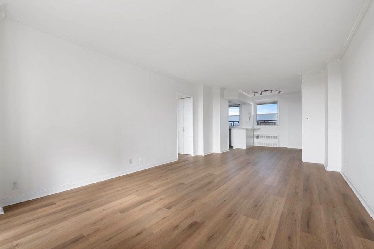 5900 Arlington Avenue #606 - Photo 3 of 7