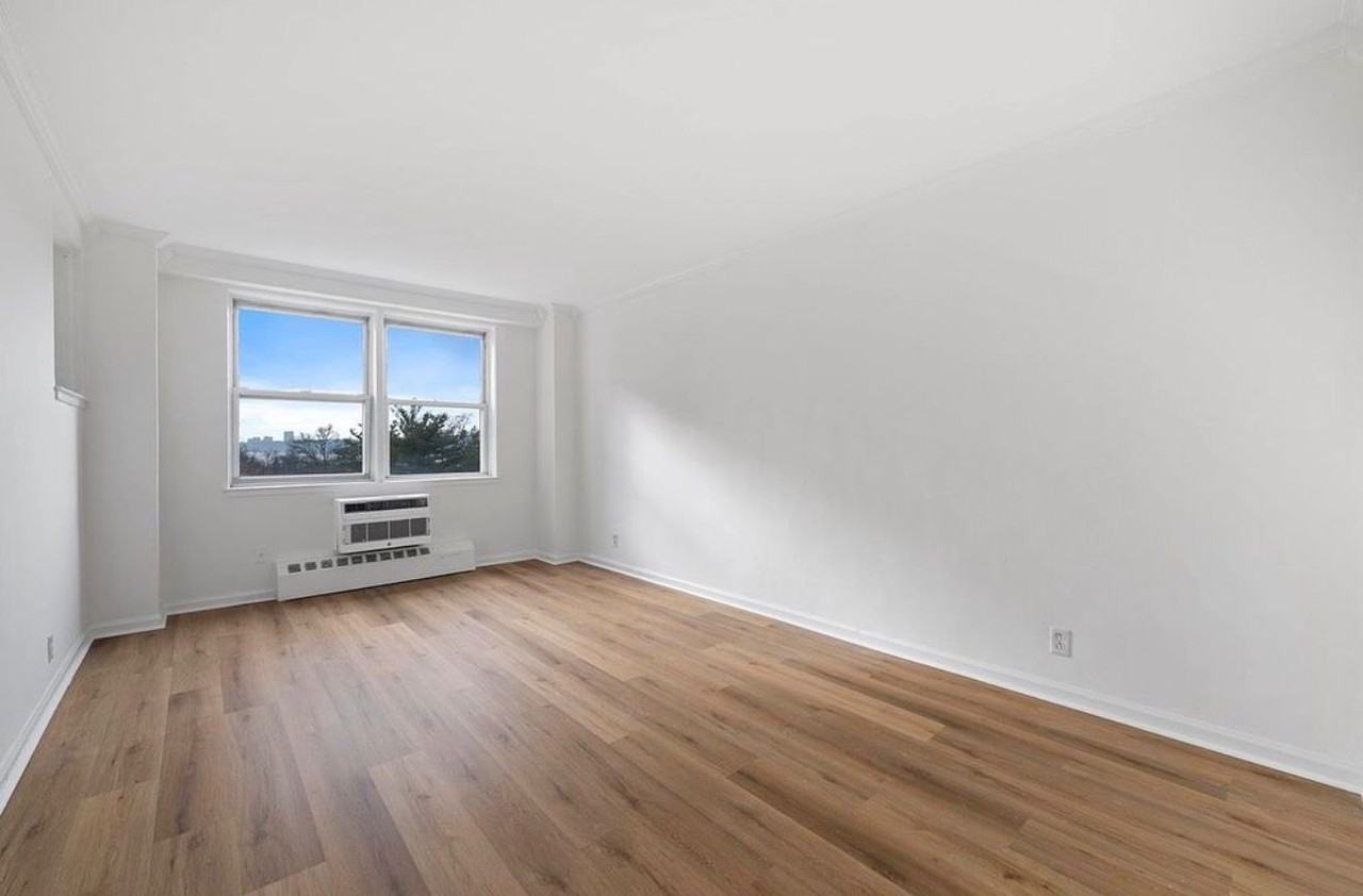 5900 Arlington Avenue #606 - Photo 6 of 7