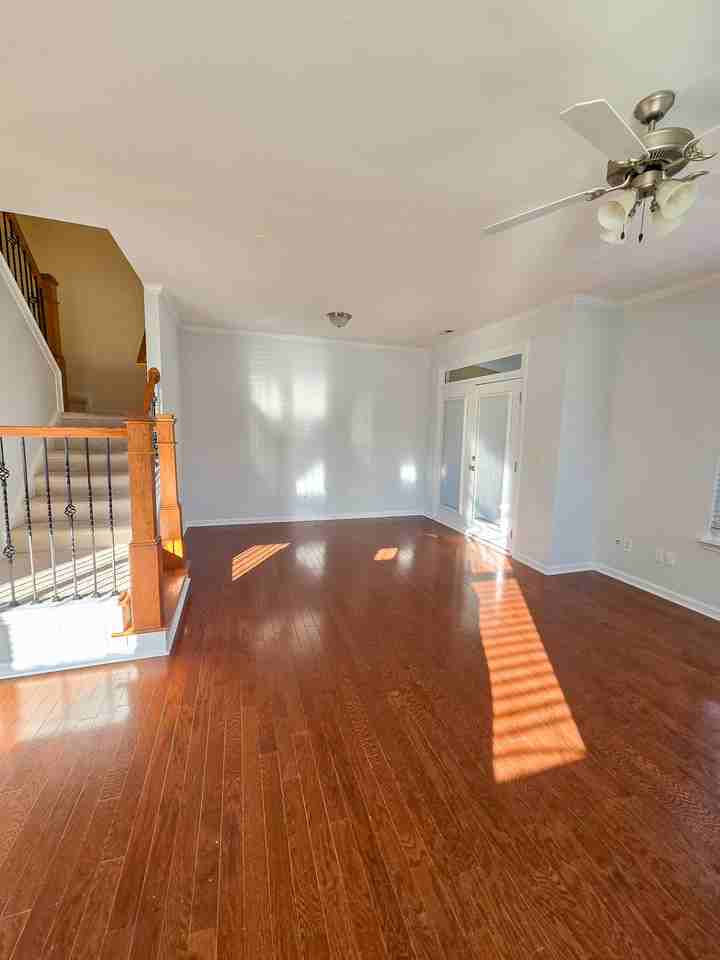 10104 Raven Tree Drive - Photo 5 of 33