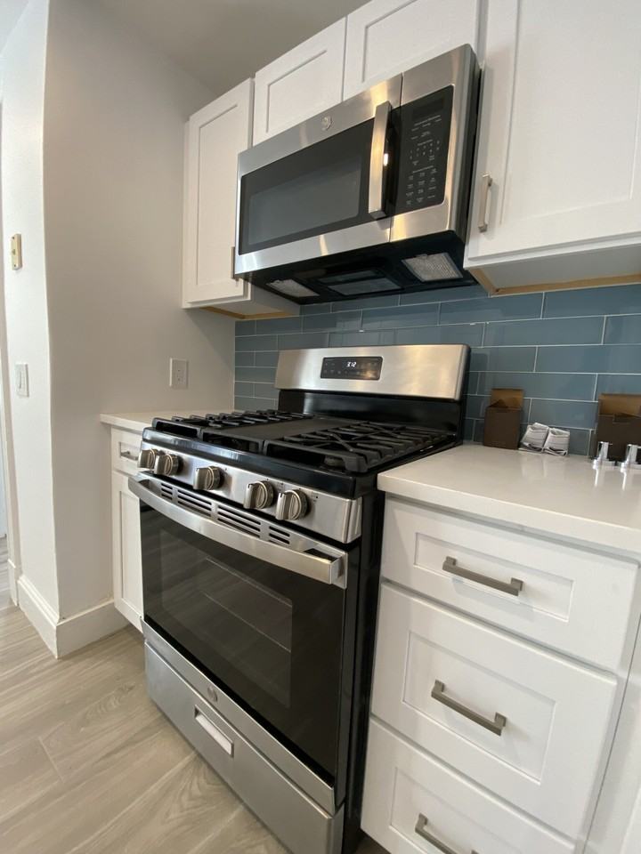 91 Wallingford Rd #3 - Photo 2 of 14