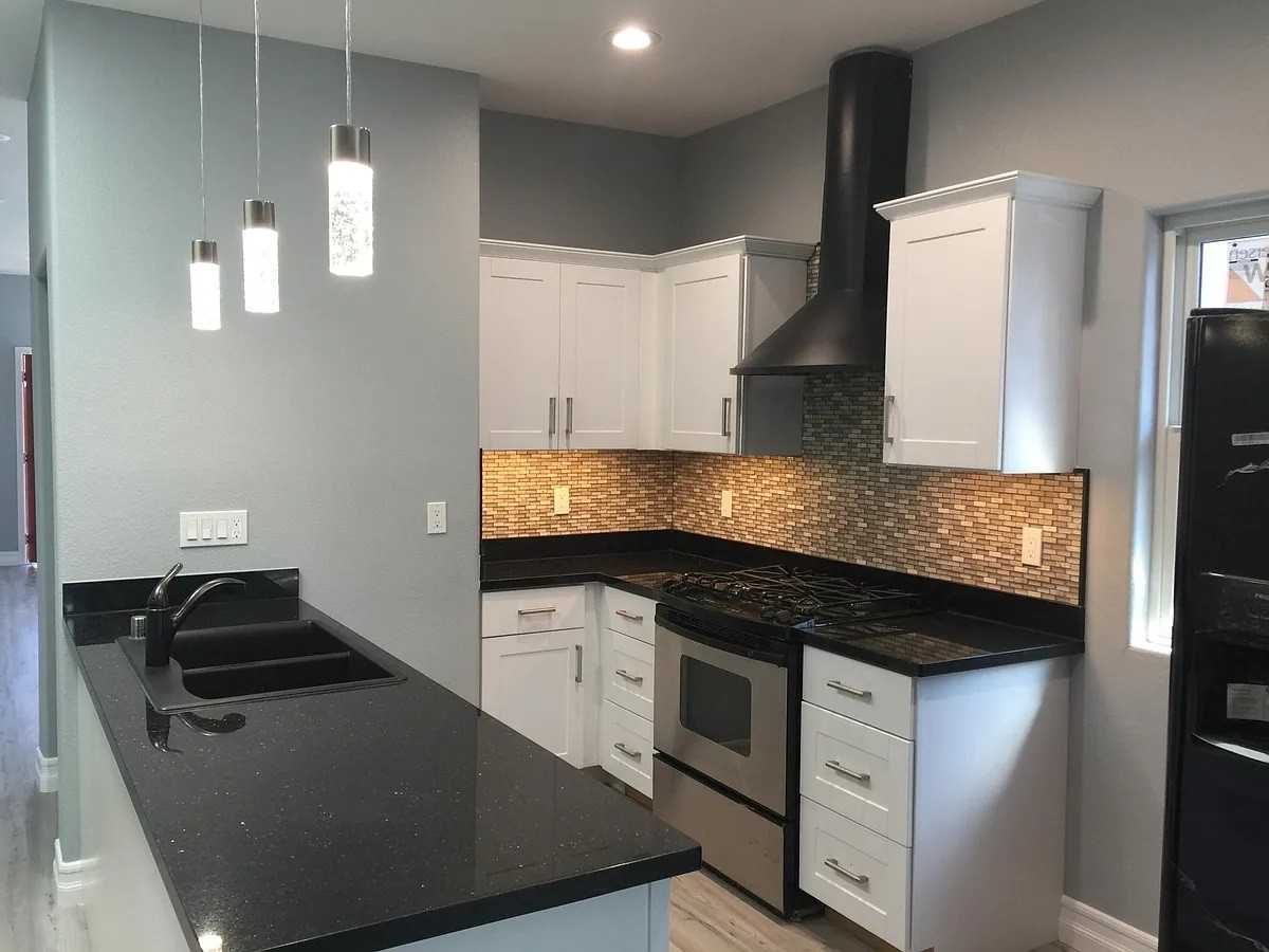 1115 Clark Street #NA - Photo 4 of 11