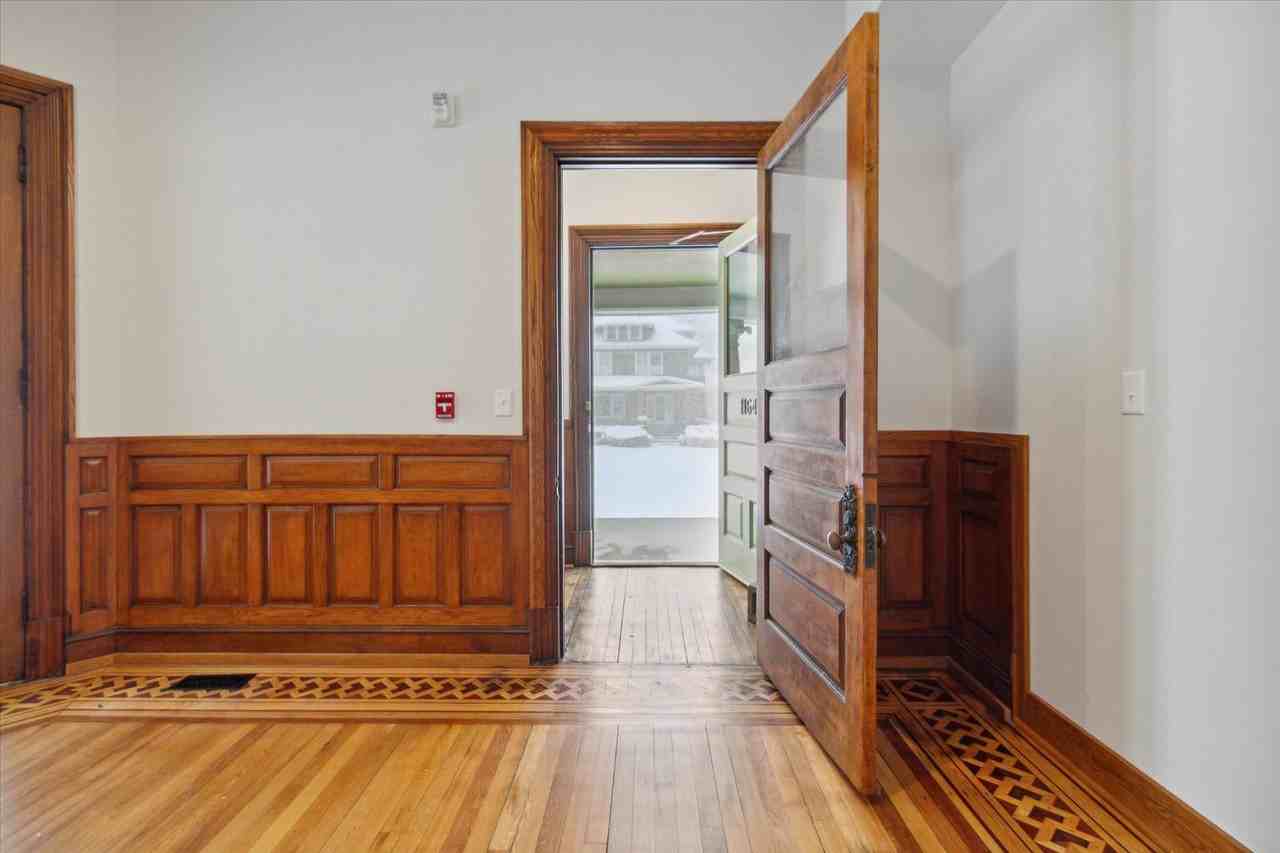 1164 Terrace St - Photo 2 of 10