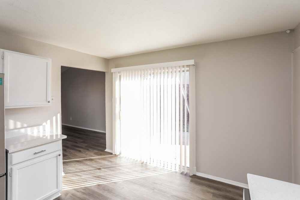 9010 Millwood Drive - Photo 5 of 16