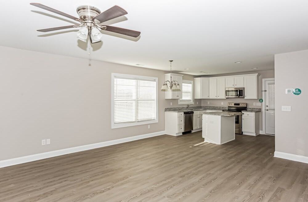 2657 Melchor Street - Photo 6 of 17