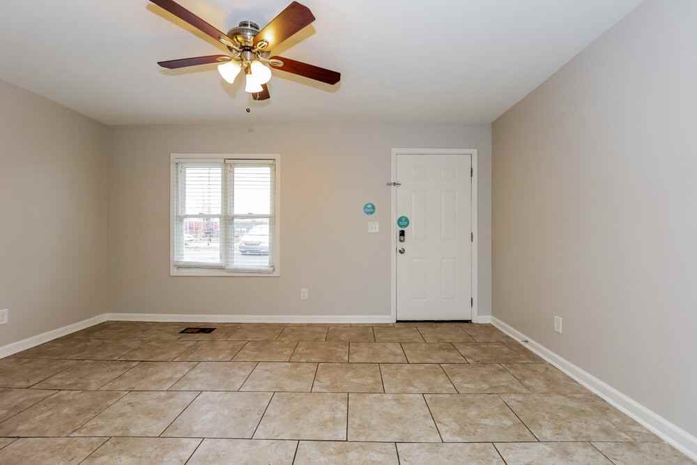 209 Stones River Road - Photo 5 of 16