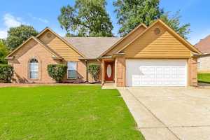 featured image of 1700 Brentwood Trace