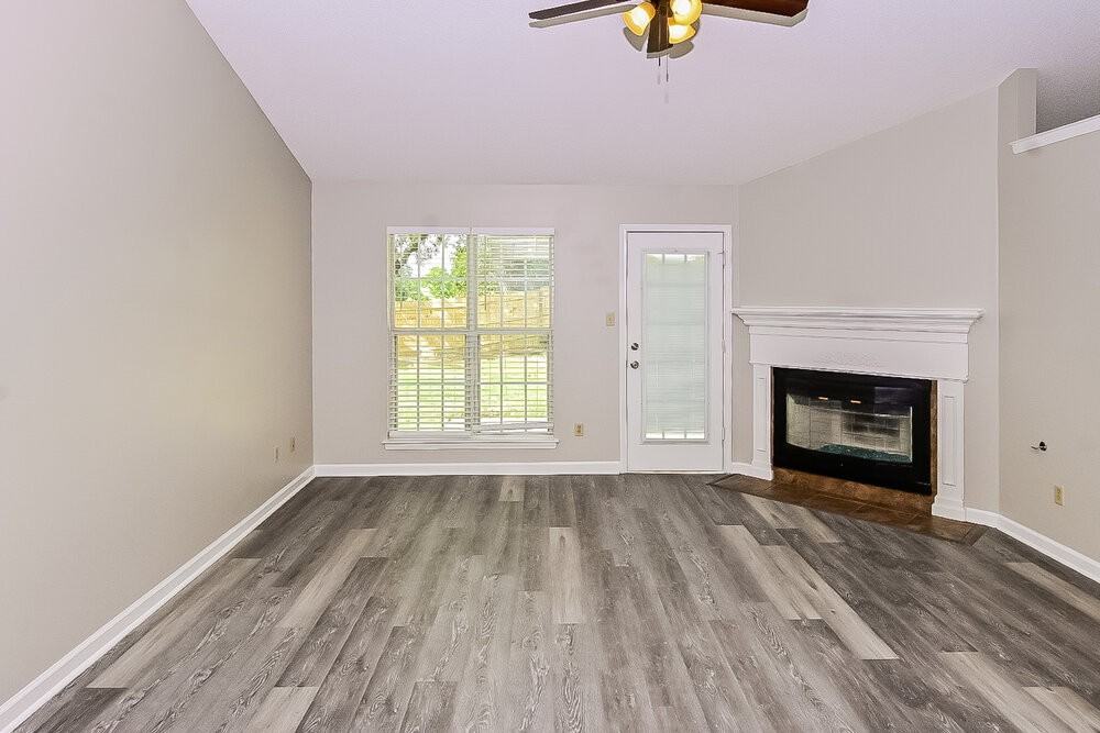 1700 Brentwood Trace - Photo 3 of 16