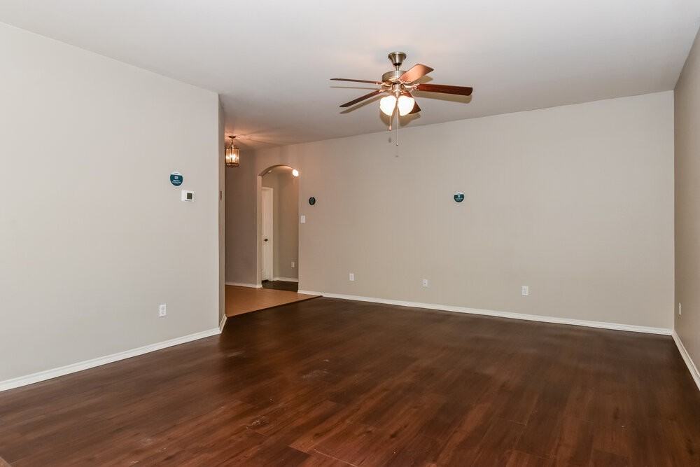 146 Briar Grove Drive - Photo 4 of 16