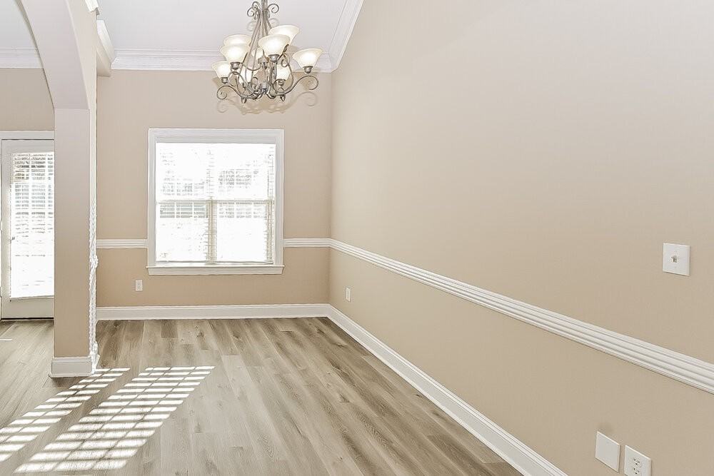 3045 Roseleigh Drive - Photo 6 of 16