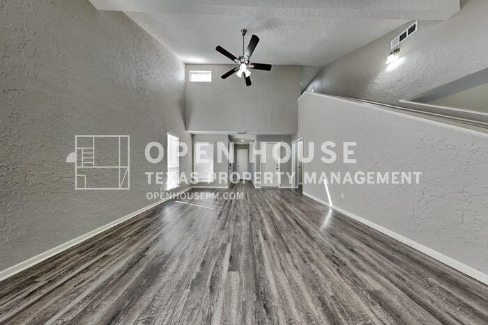 13202 Ravensway Drive - Photo 6 of 22