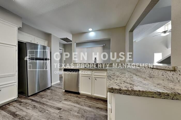 13202 Ravensway Drive - Photo 7 of 22