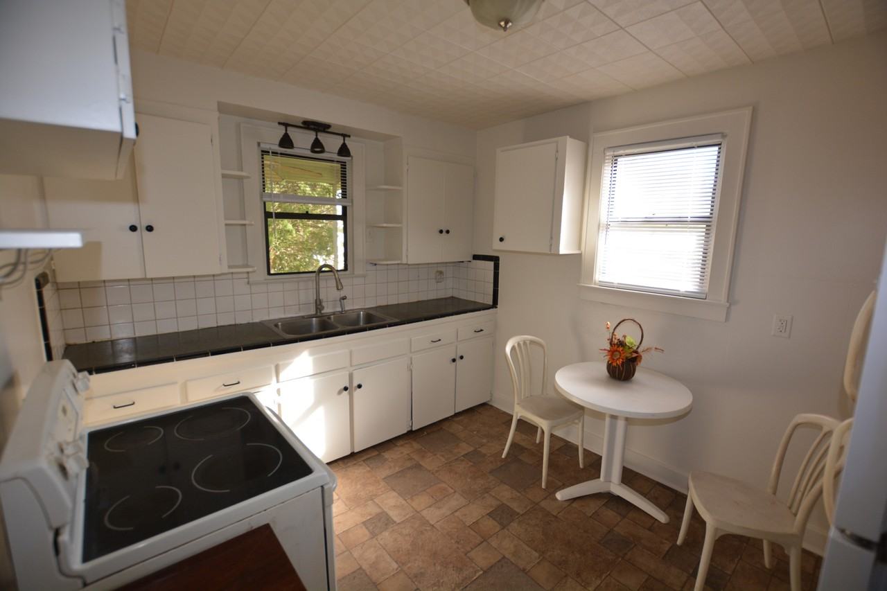 2246 Se 3rd Ave #1 - Photo 2 of 18