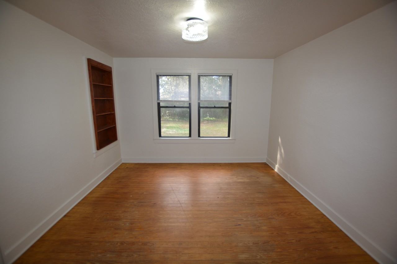 2246 Se 3rd Ave #1 - Photo 5 of 18