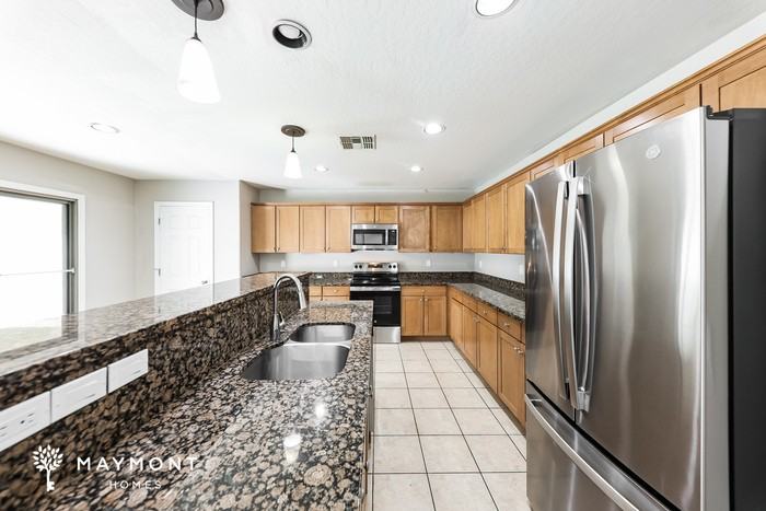 18417 W Westfall Way - Photo 7 of 13