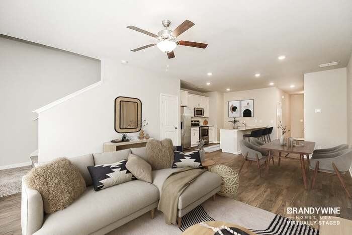 106 Crestview Way - Photo 3 of 32