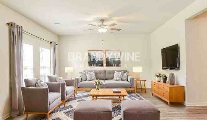 185 Abbots Glen Rd - Photo 5 of 43