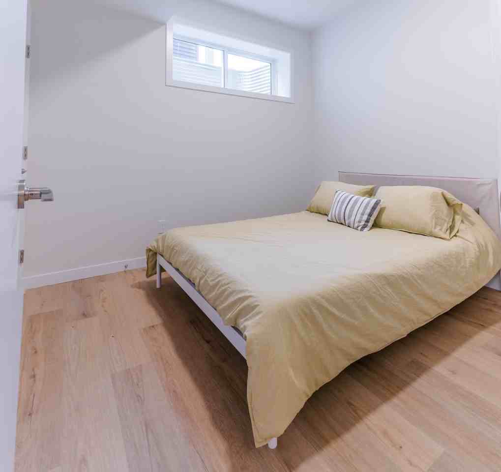 22664B 80 Ave Nw #B - Photo 6 of 10