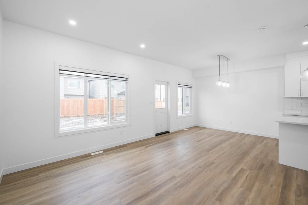 113 Bluff Cove #A - Photo 4 of 14