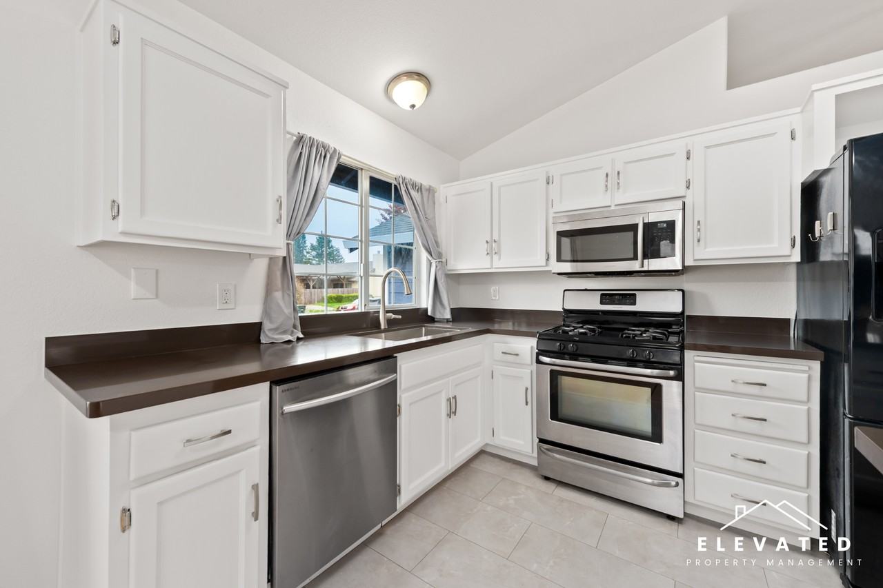 2529 Buss Drive #1 - Photo 7 of 22