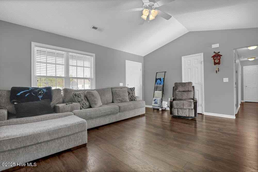 106 Clint Mills Rd - Photo 6 of 25