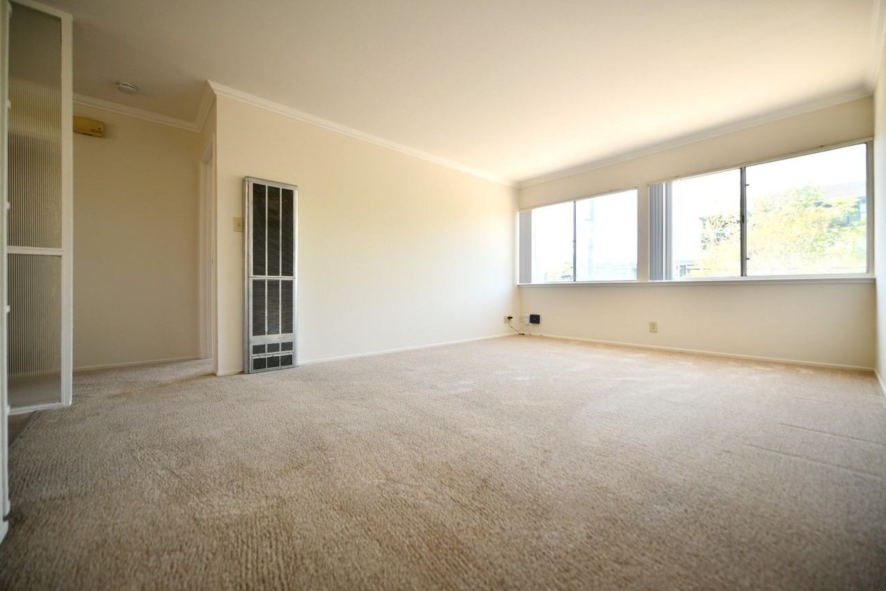 268 Vernon St. - Photo 6 of 27