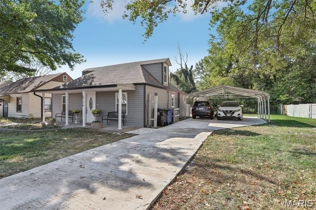 6726 Vernon Avenue - Photo 3 of 10