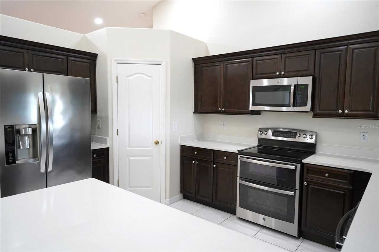 1067 Princeton Drive - Photo 5 of 14