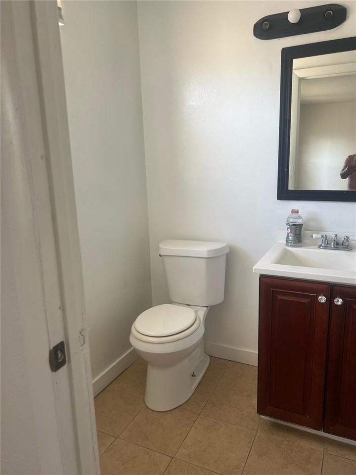 1626 49th Street South - Photo 4 of 12