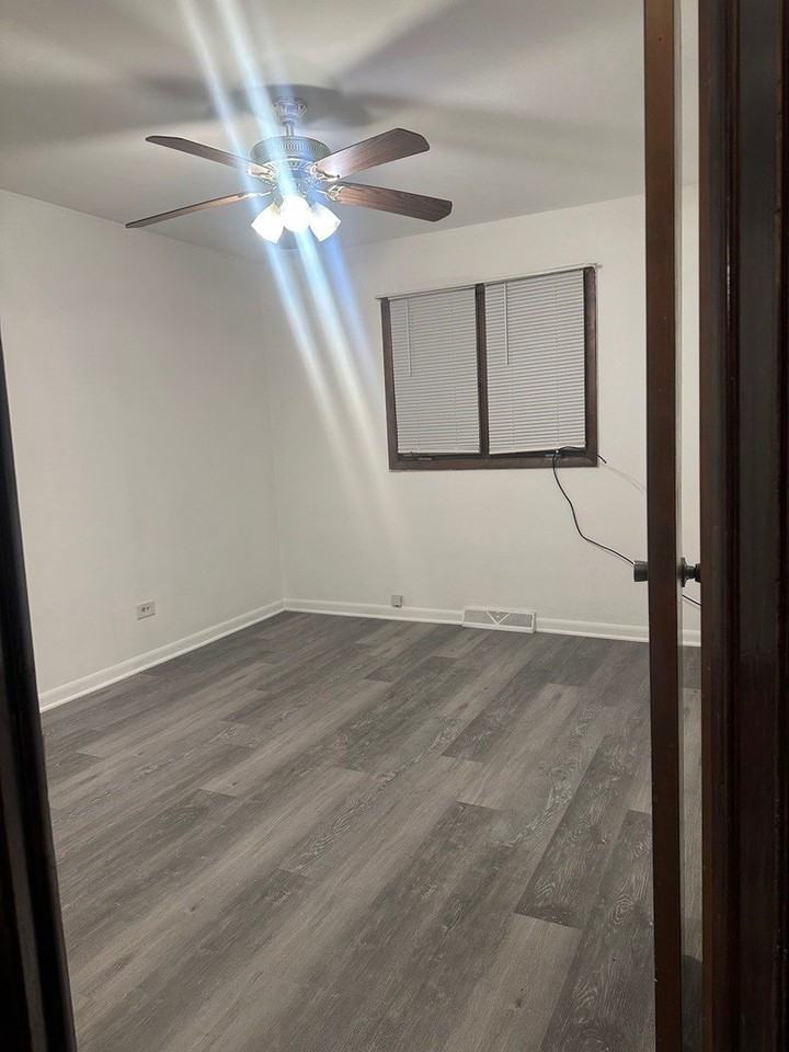 380 Mackinaw Avenue #1 - Photo 4 of 14