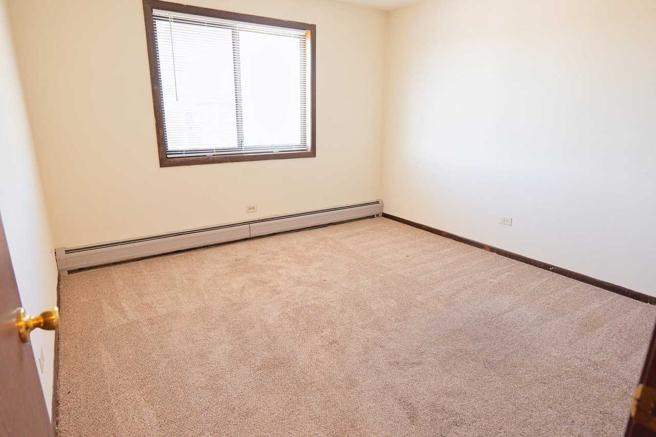 15741 Thomas Lane - Photo 7 of 7