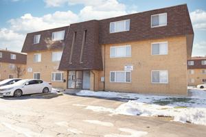 featured image of 10425 Natoma Avenue #10