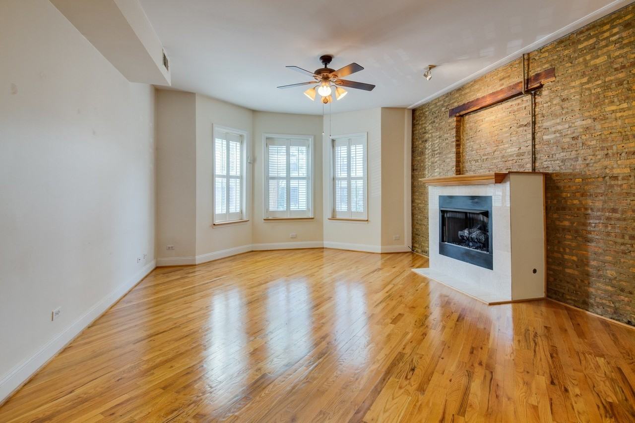 5207 South Blackstone Avenue #1N - Photo 4 of 23