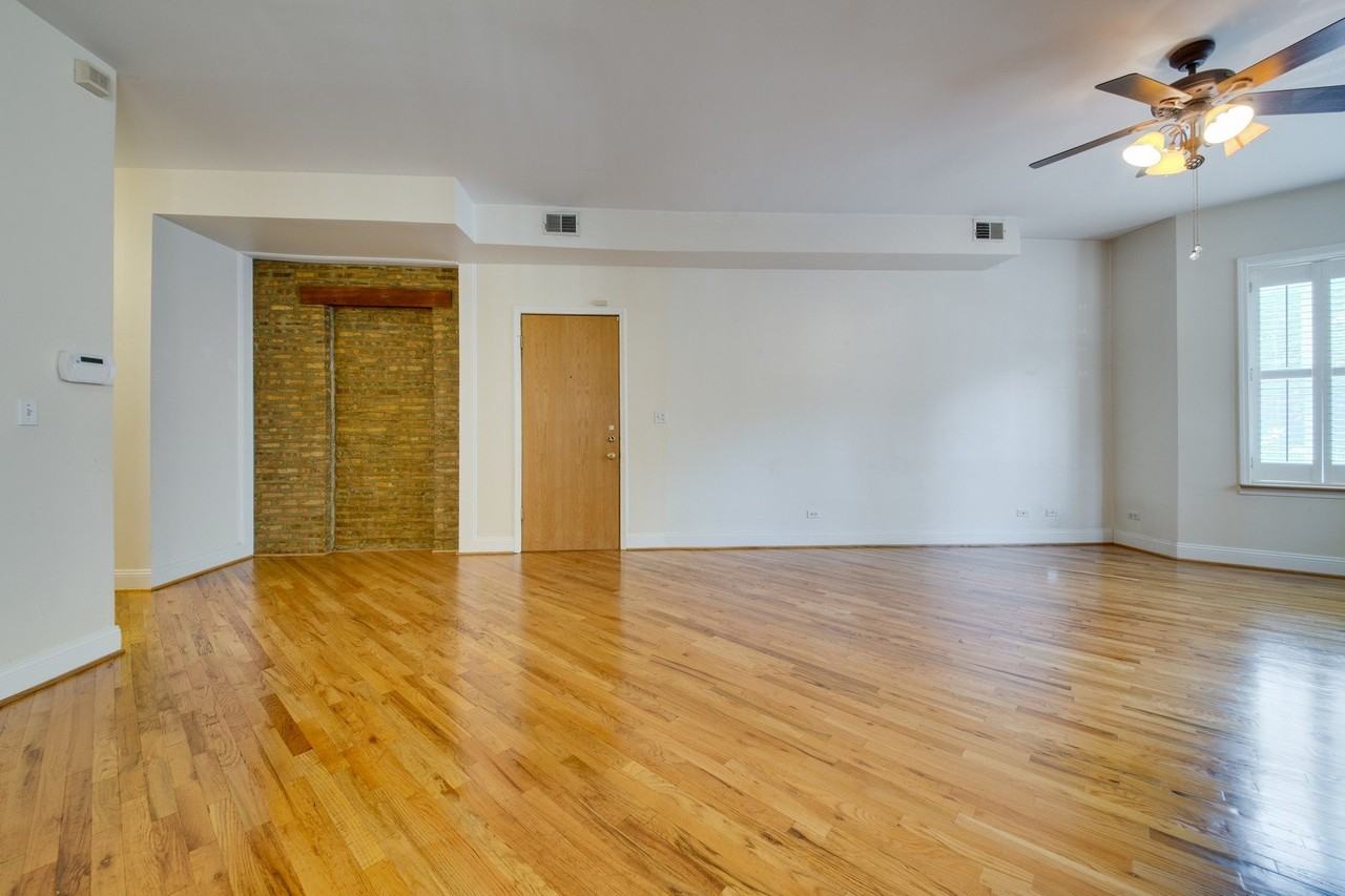 5207 South Blackstone Avenue #1N - Photo 7 of 23