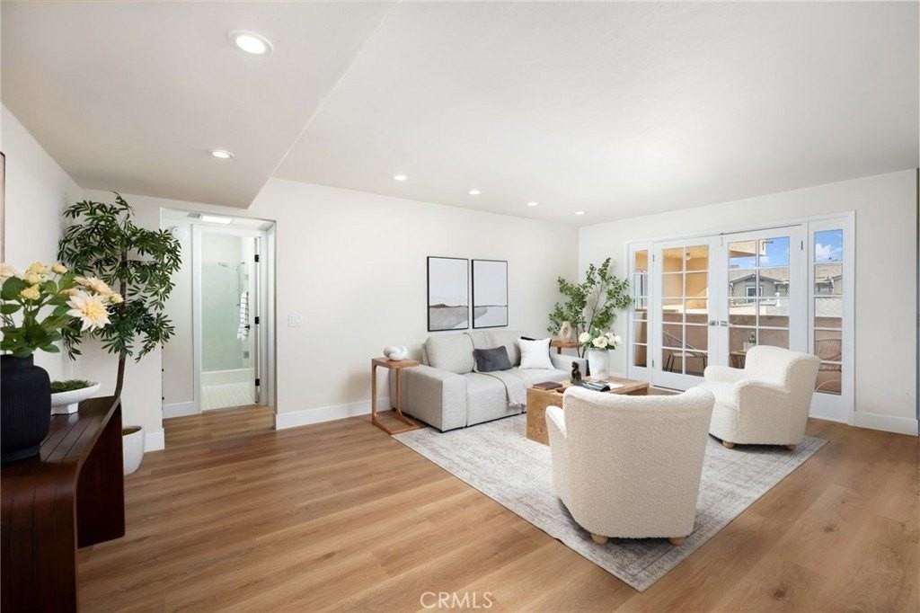 1010 Palm Avenue #207 - Photo 6 of 21