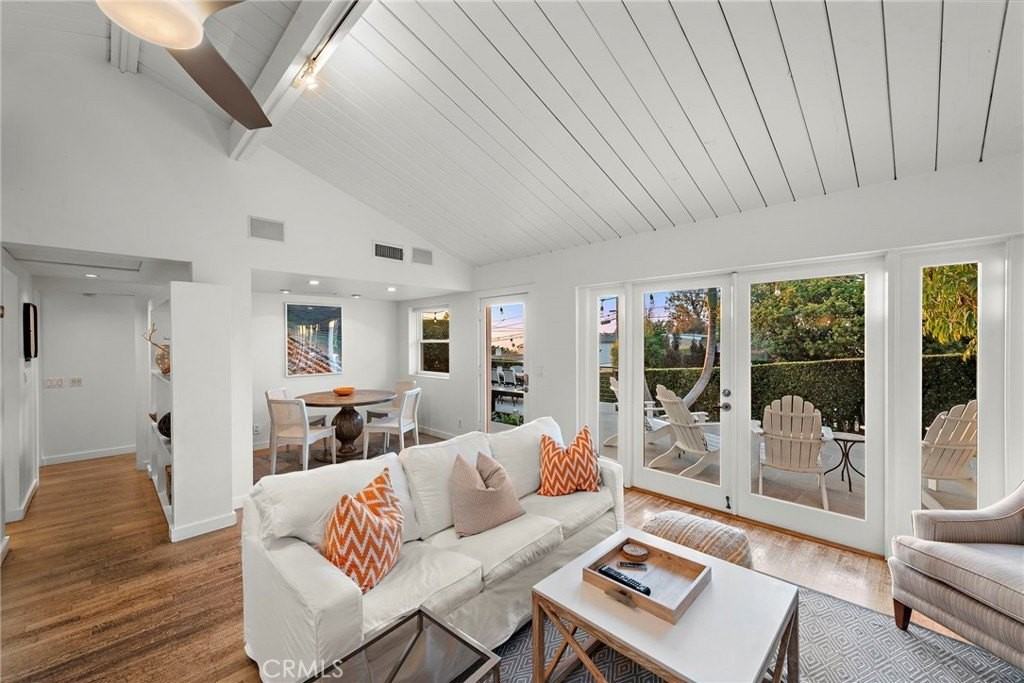 595 Bluebird Canyon Dr - Photo 2 of 23