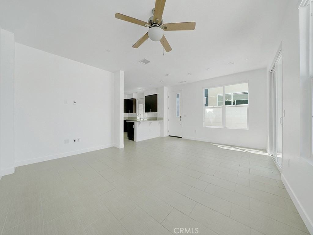 2061 West Place Drive - Photo 5 of 21