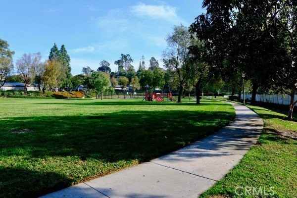 24661 Stratton Lane - Photo 3 of 18