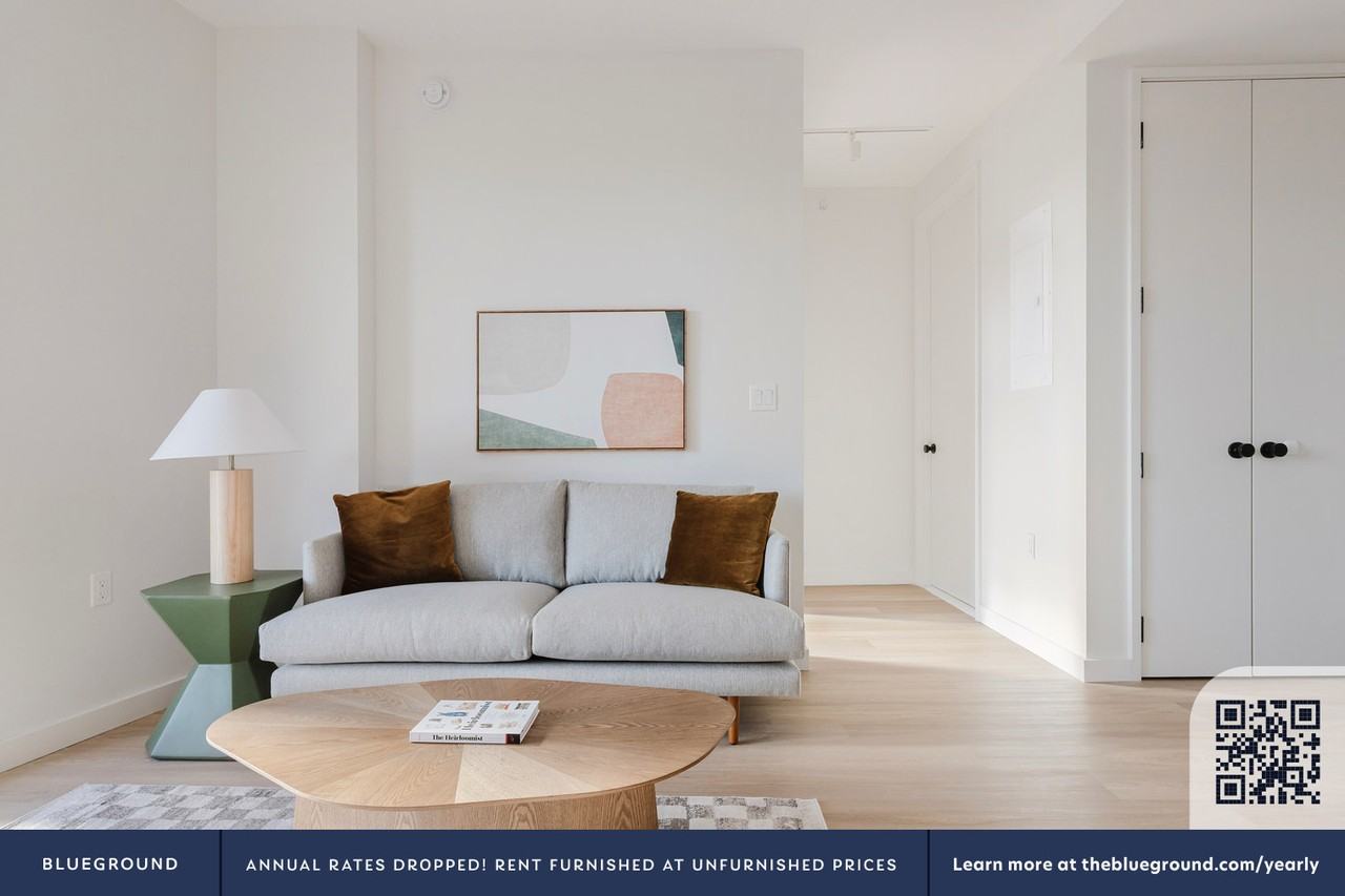 16 West St #2195 - Photo 4 of 38