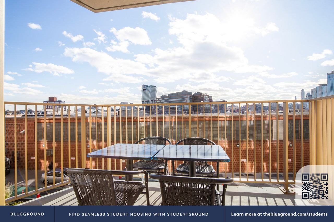 16 West St #2195 - Photo 7 of 38