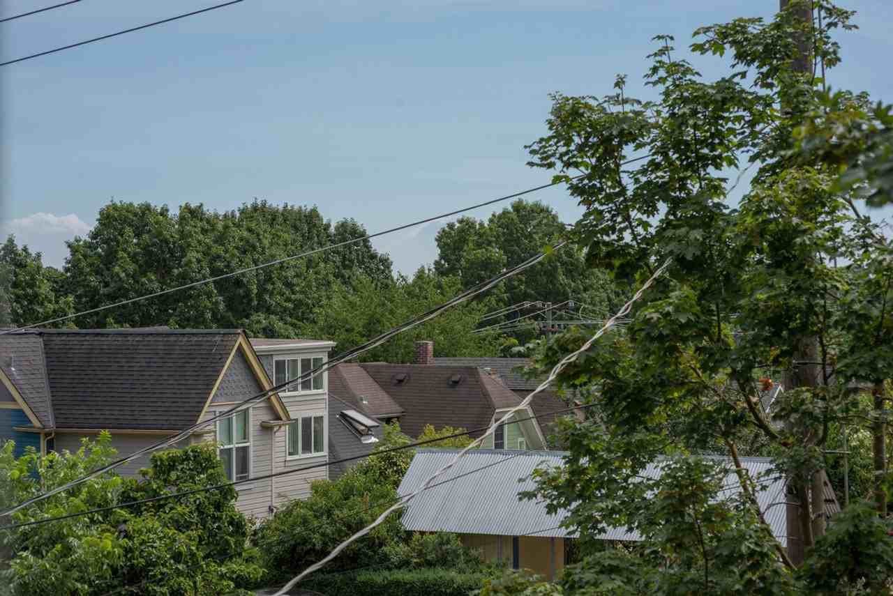 900 21st Ave #1273354P - Photo 6 of 24