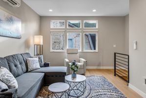 featured image of 305 18th Ave