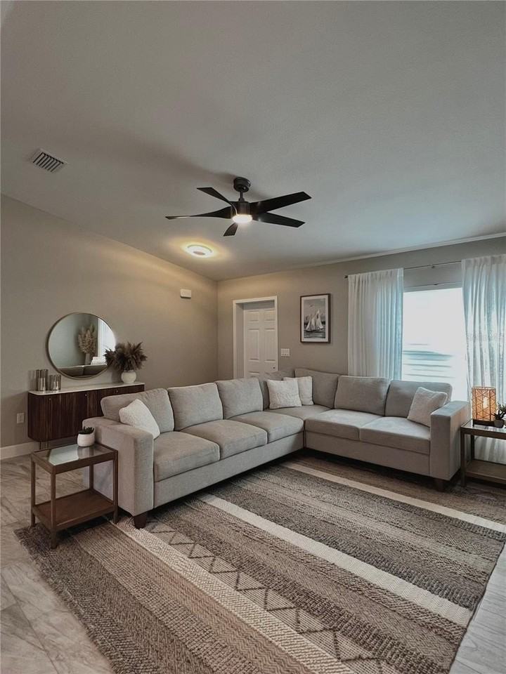 1194 South Lassonde Street - Photo 5 of 41