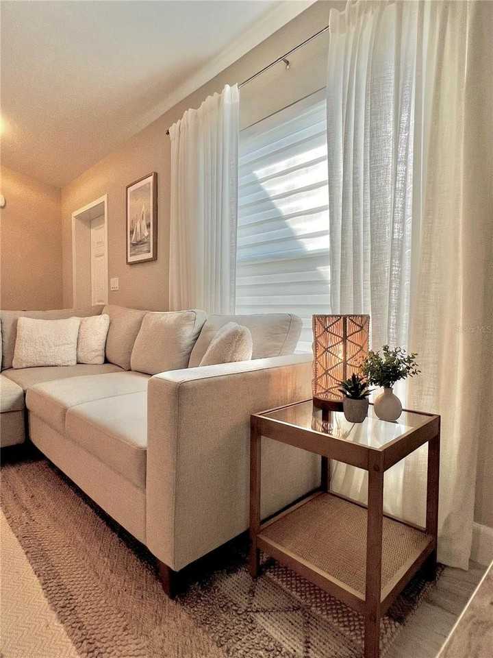 1194 South Lassonde Street - Photo 6 of 41