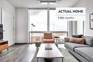 featured image of 2340 North California Avenue #371